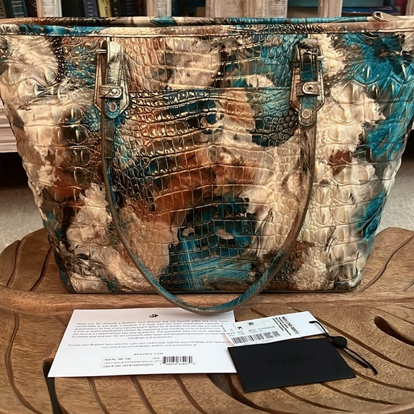 Brahmin Bird of Paradise Handbag and Walet - Picture 4 of 14